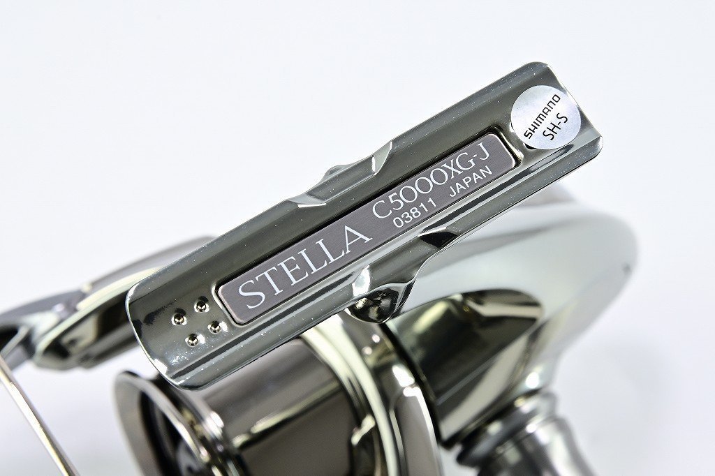 【シマノ】 18ステラ C5000XG ボディーのみ ジャンプライズxスタジオ