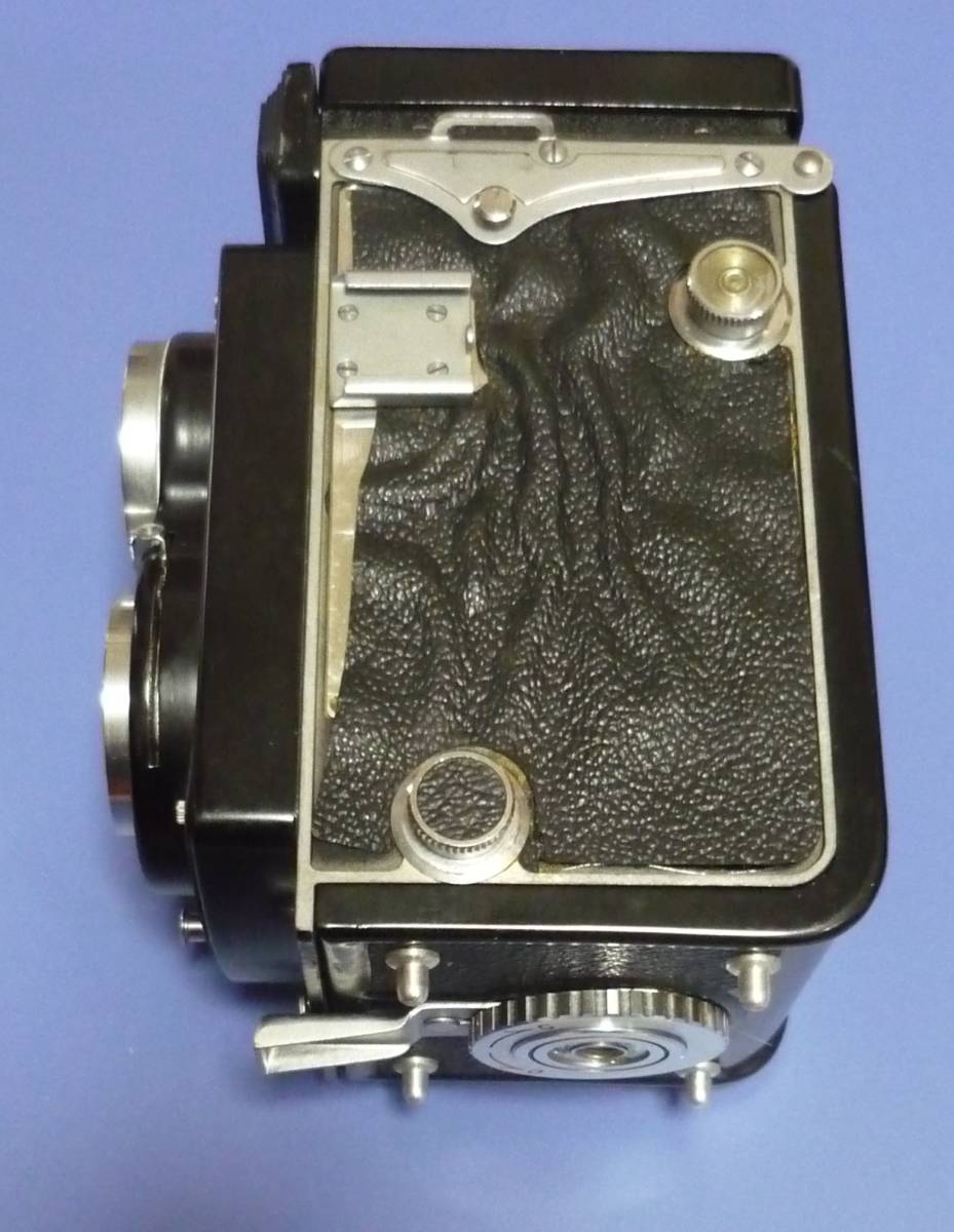 ☆クラシック・カメラ:Yashicaflex:二眼レフカメラ:もうアンティーク品
