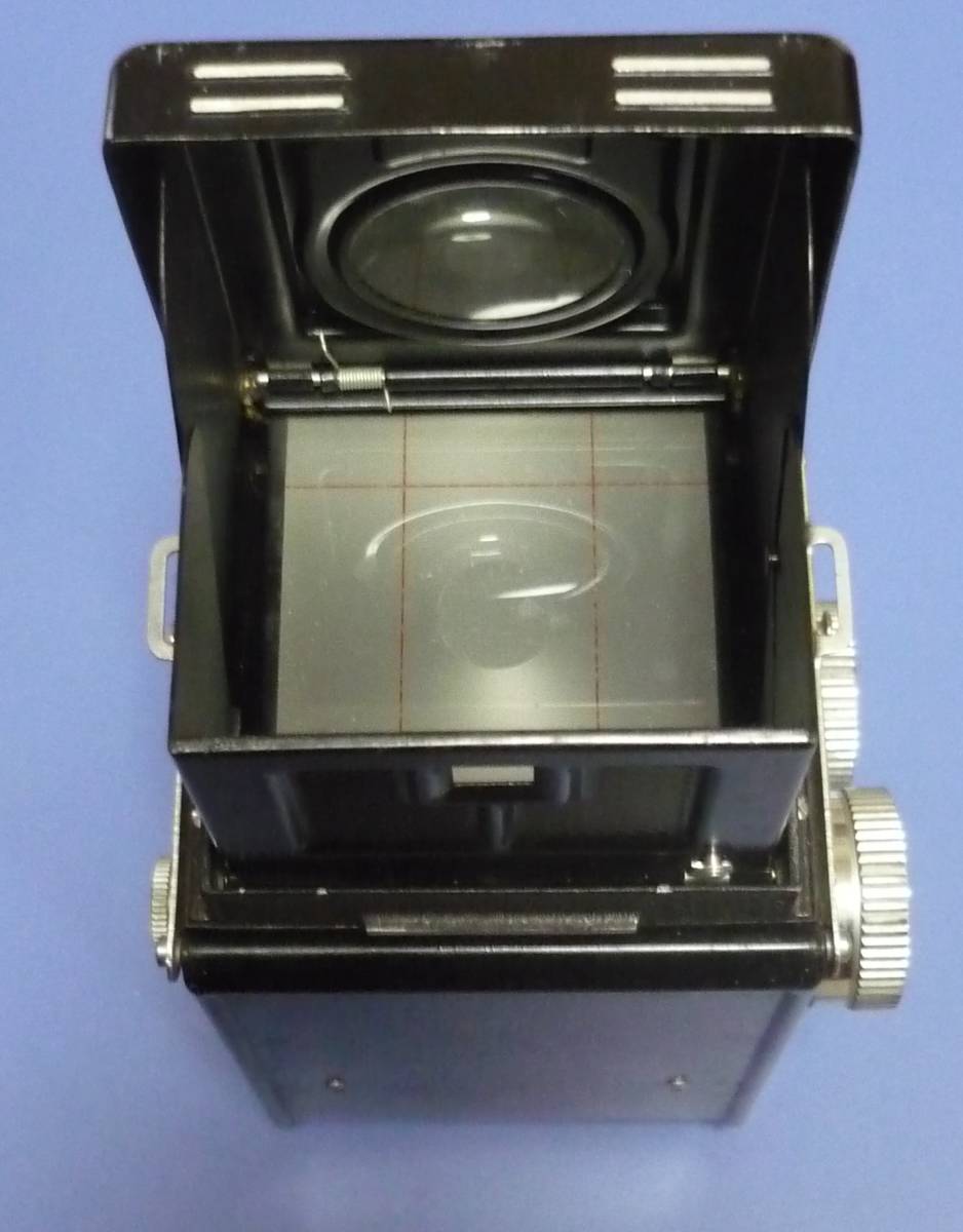 ☆クラシック・カメラ:Yashicaflex:二眼レフカメラ:もうアンティーク品