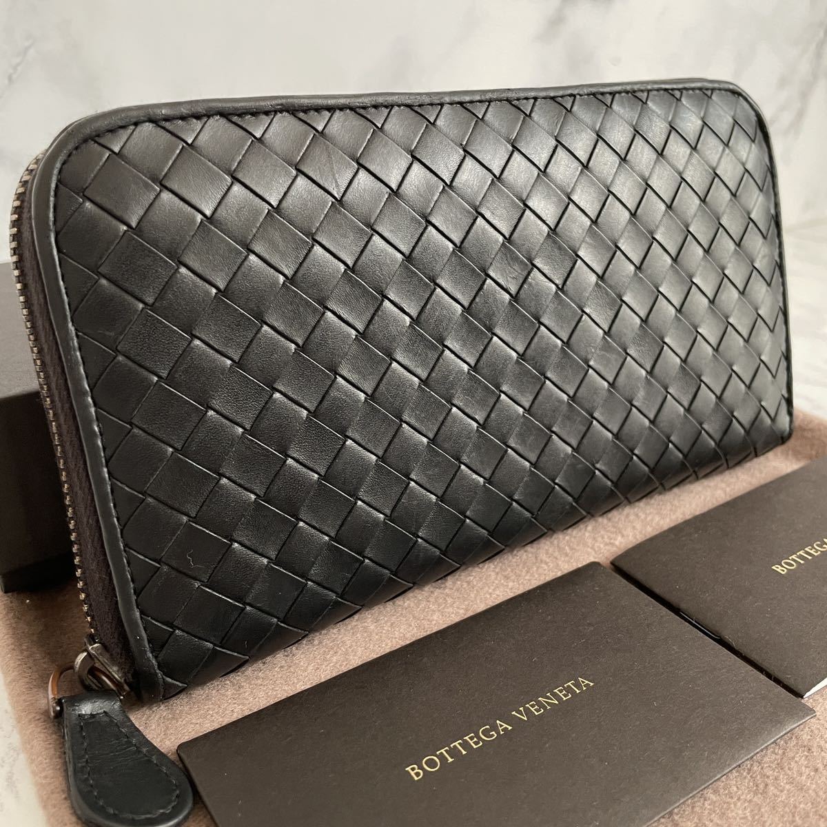 1円～ 極美品 BOTTEGA VENETA レア　ボッテガヴェネタ イントレチャート 男女　長財布 ラウンドファスナー ブラック 黒 定価7.8万円 106