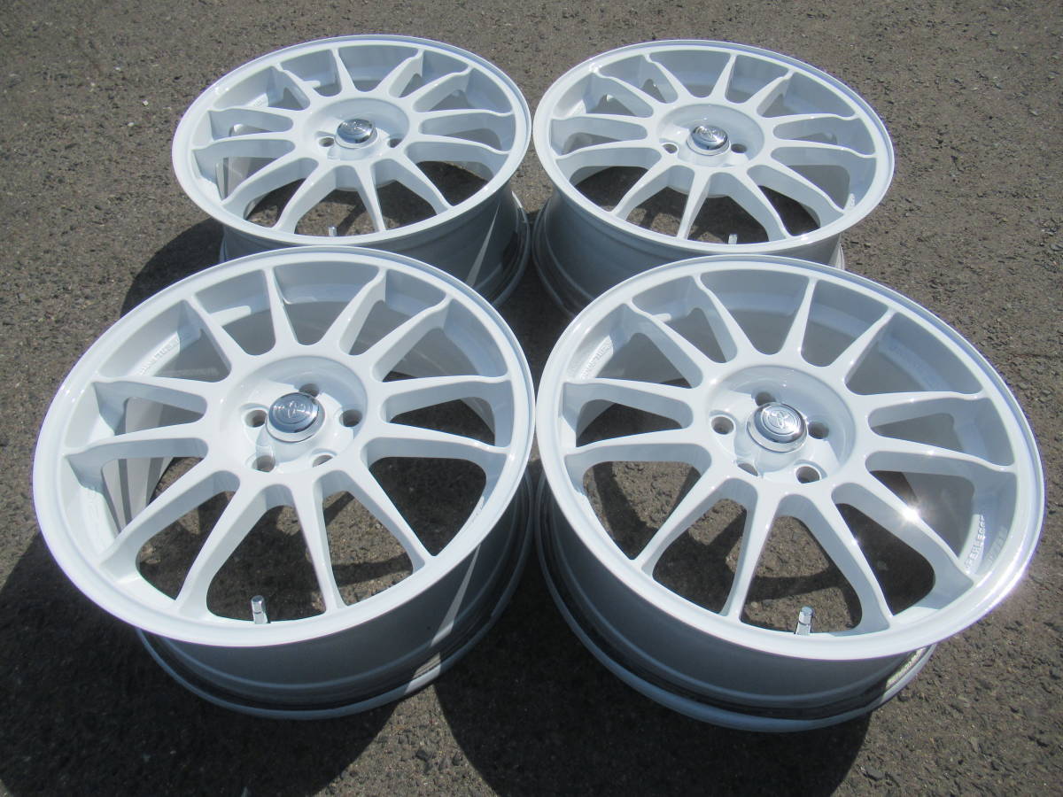 中古ホイール☆OZ Racing SUPER LEGGERA スーパーレッジェーラ 17インチ ホワイト トヨタキャップ 7J+48 100 5H 56φ プリウス 86などに☆ OZ SUPERLEGGERA Racing 中古 軽量 17in
