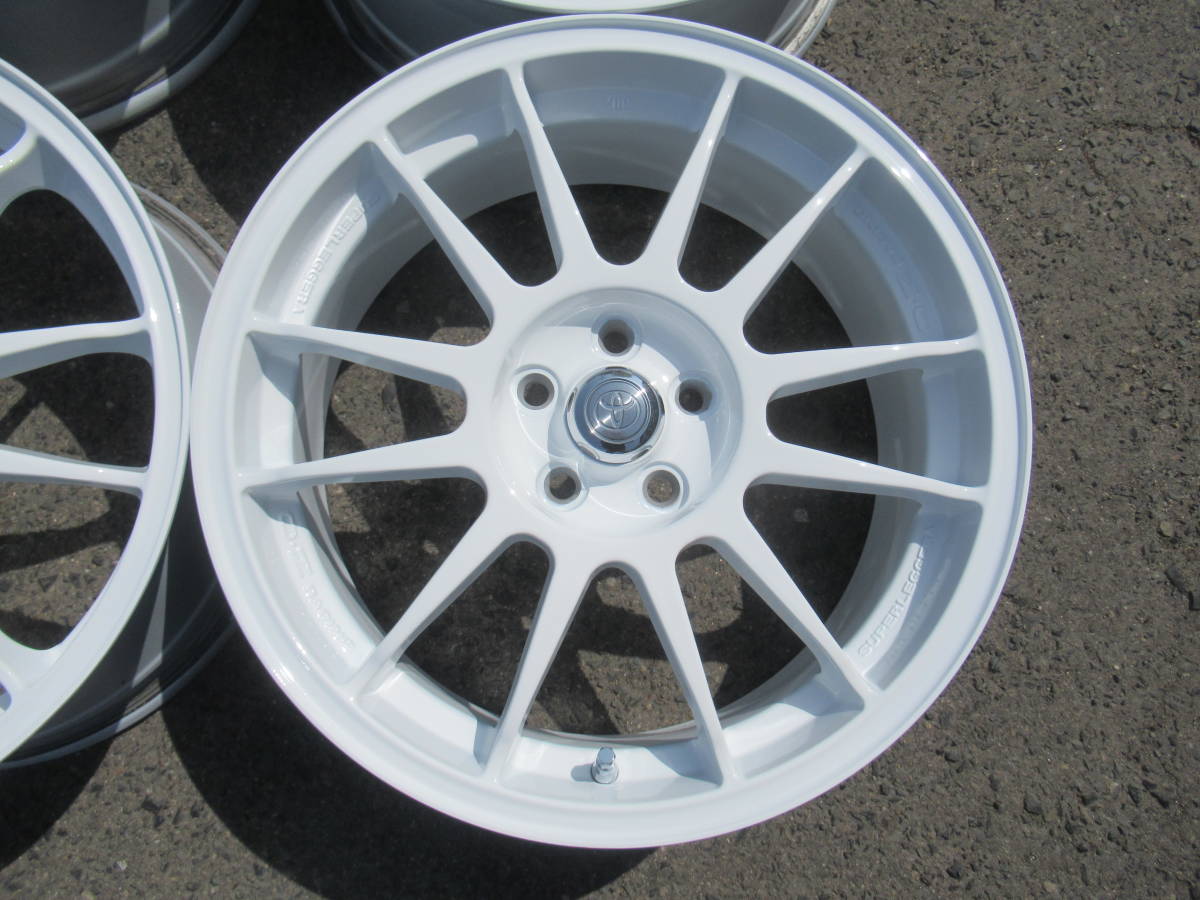 中古ホイール☆OZ Racing SUPER LEGGERA スーパーレッジェーラ 17インチ ホワイト トヨタキャップ 7J+48 100 5H 56φ プリウス 86などに☆ OZ SUPERLEGGERA Racing 中古 軽量 17in