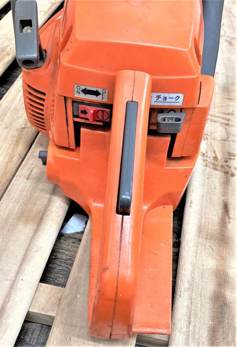 ◇伊勢原店◇【中古品】4-42 Husqvarna ハスクバーナAB・スウェーデン 137型 チェーンソー エンジンチェーンソー | ハスクバーナ スペシャル バイク選び ブログ一覧 中古・新車バイクの販売・買取バイク館SOX