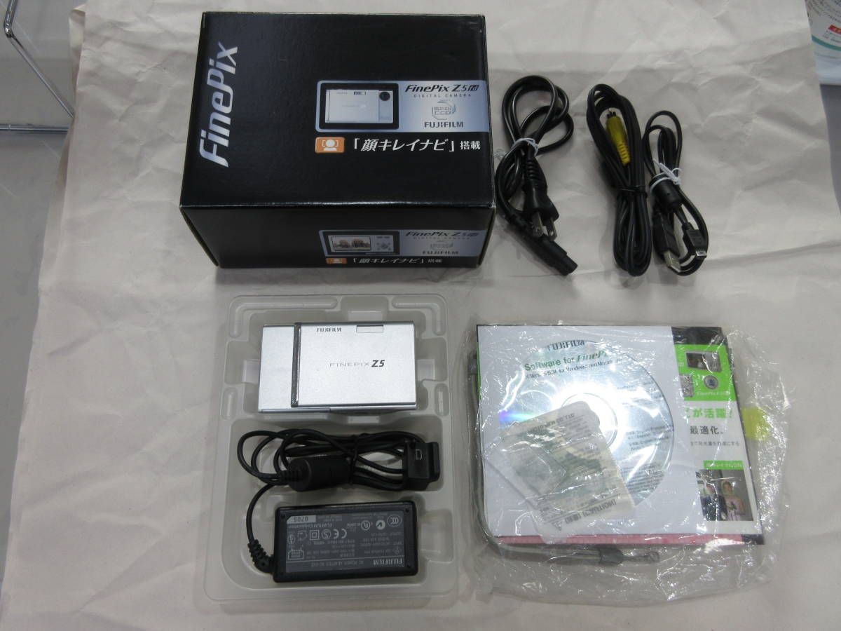 FUJIFILM FinePix Z5fd フジ ファインピックス デジカメ 6.3メガ 動作 