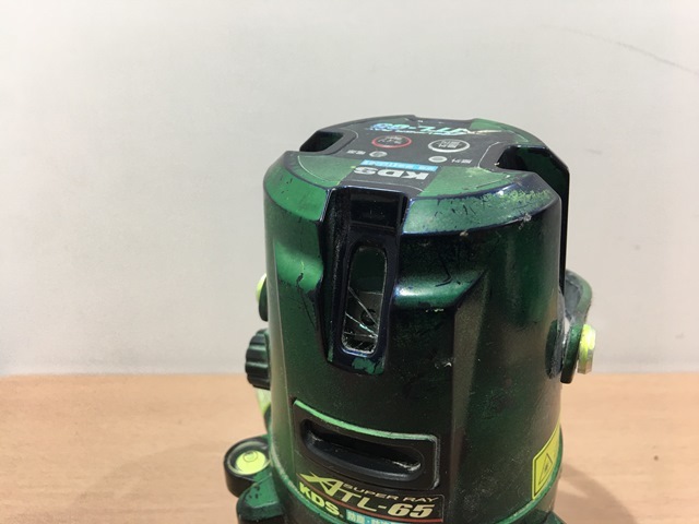 ATL-65 ムラテック 高輝光レーザー墨出し器 レーザー墨出機 ⭐︎ムラテックKDS 販売売り 【送料無料！】KDS ムラテック 高輝光レーザー墨出し器 「ATL-65」 SUPER RAY 防塵 防滴 IP54 墨出器 割れあり KDS LAV-3 中古現状品