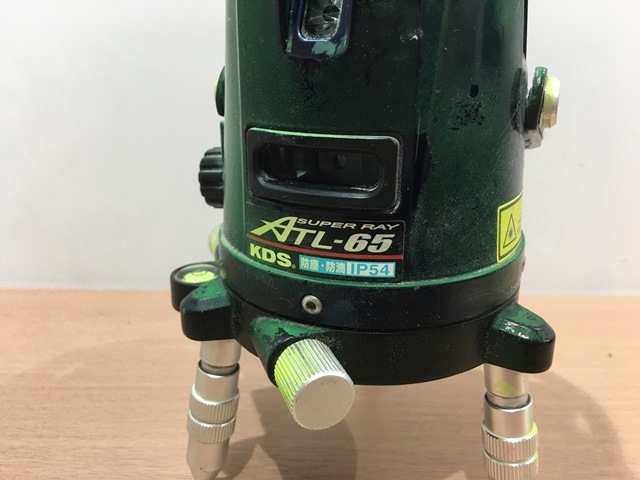 ATL-65 ムラテック 高輝光レーザー墨出し器 レーザー墨出機 ⭐︎ムラテックKDS 販売売り 【送料無料！】KDS ムラテック 高輝光レーザー墨出し器 「ATL-65」 SUPER RAY 防塵 防滴 IP54 墨出器 割れあり KDS LAV-3 中古現状品