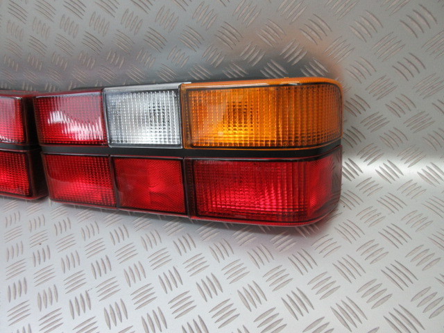 VOLVO240B.テールランプ 左右セット！ 新品未使用！ ボルボ240 244