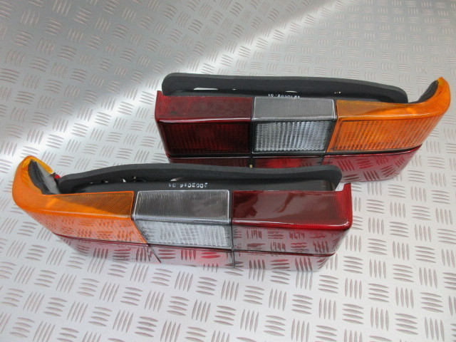 VOLVO240B.テールランプ 左右セット！ 新品未使用！ ボルボ240 244