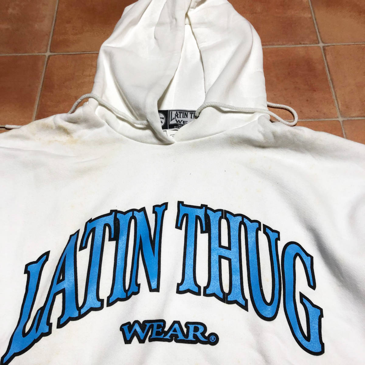 安い，正規品 90s ビンテージボディー USA製 2XL ホワイトLATIN THUG トレーナー LA CALIFORNIA サイプレスヒル ロサンゼルス ローライダー(Tシャツ)｜売買されたオークション情報、yahooの商品情報をアーカイブ公開 Tシャツ