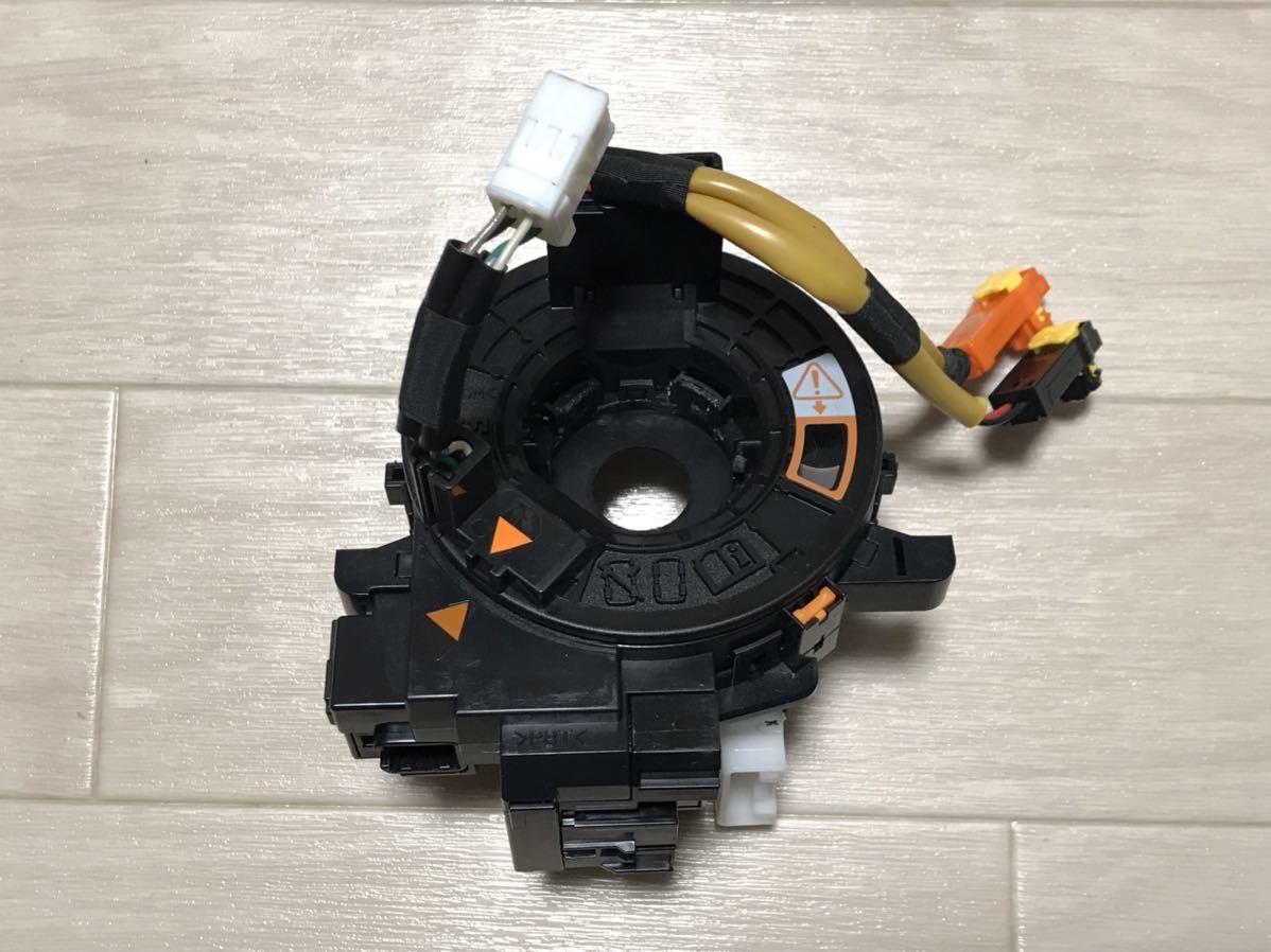  LEXUS LS460 LS600h スパイラルケーブル ステアリングセンサー付き 50080 89245-30070 UVF45 USF40 USF45 USF41 USF46 UVF46(レクサス用)｜売買されたオークション情報、yahooの商品情報をアーカイブ公開 - オーク レクサス用