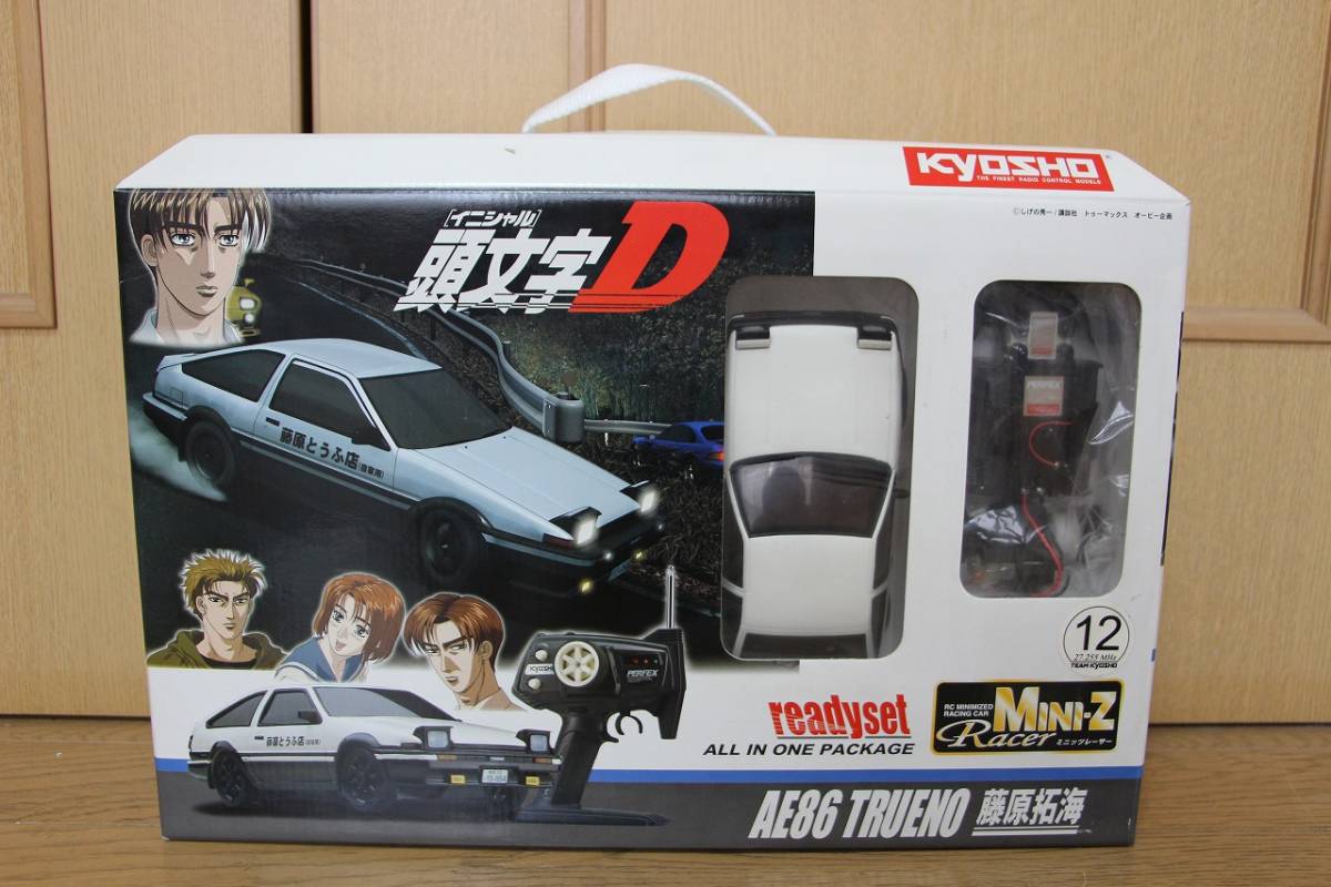 京商ミニッツレーサー 頭文字D AE86 TRUENO 藤原拓海 2001年当時物