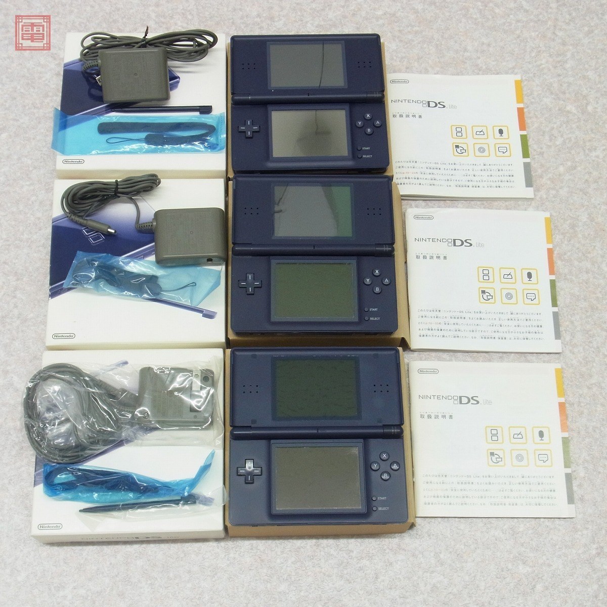 ニンテンドーDS Lite DSライト 本体 クリムゾン/ブラック/ノーブルピンク/アイスブルー/エナメルネイビー等 計15台set 箱説付 未検品【20 Lite DS ニンテンドーDS by mobile｜ラクマ クリムゾン&frasl;ブラック＊ニンテンドーDS本体(箱付)