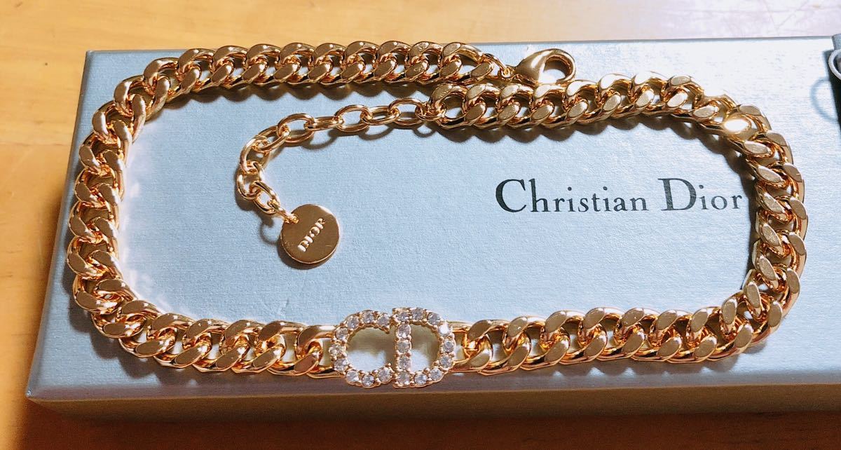 Christian Dior ディオール ネックレス チョーカー 太め ロゴ ゴールド 