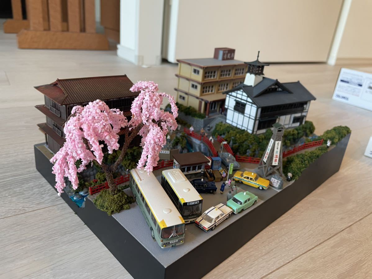 TOMYTEC建物コレ温泉街Set【①ベースA温泉宿A，B，C完全版.箱なし】【②ベースD湯治場，日帰温泉，土産物屋A，B，遊興施設】【③電飾キットA，B】 建物コレクション | TOMYTEC建物コレ温泉街Set①ベースA温泉宿A，B，C完全版.箱なし B C 4点セット