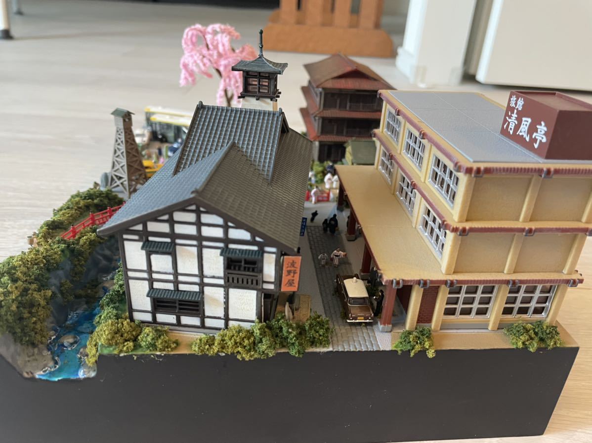 TOMYTEC建物コレ温泉街Set【①ベースA温泉宿A，B，C完全版.箱なし】【②ベースD湯治場，日帰温泉，土産物屋A，B，遊興施設】【③電飾キットA，B】 建物コレクション | TOMYTEC建物コレ温泉街Set①ベースA温泉宿A，B，C完全版.箱なし B C 4点セット