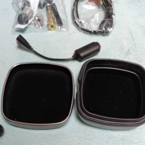 Ultimate Ears TRIPLE.Fi10 右イヤホンユニットのみ動作確認済 Ears 0