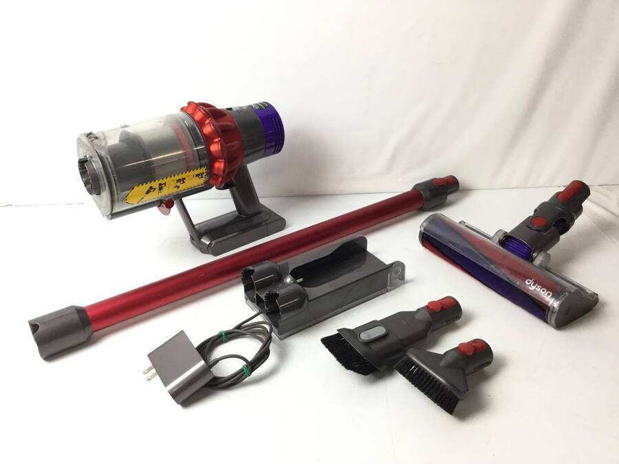 dyson SV12 コードレスクリーナー 充電台付きACアダプター(充電器)付き＊ジャンク品 ダイソン SV12 dyson ACアダプター(充電器)付き 充電台付きACアダプター(充電器 価格.com