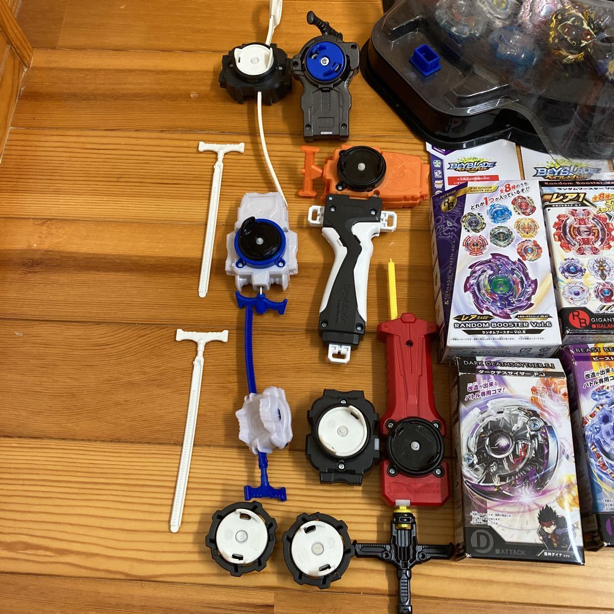 ベイブレードバースト ☆中古品まとめ売り☆スタジアム付き まとめ売り