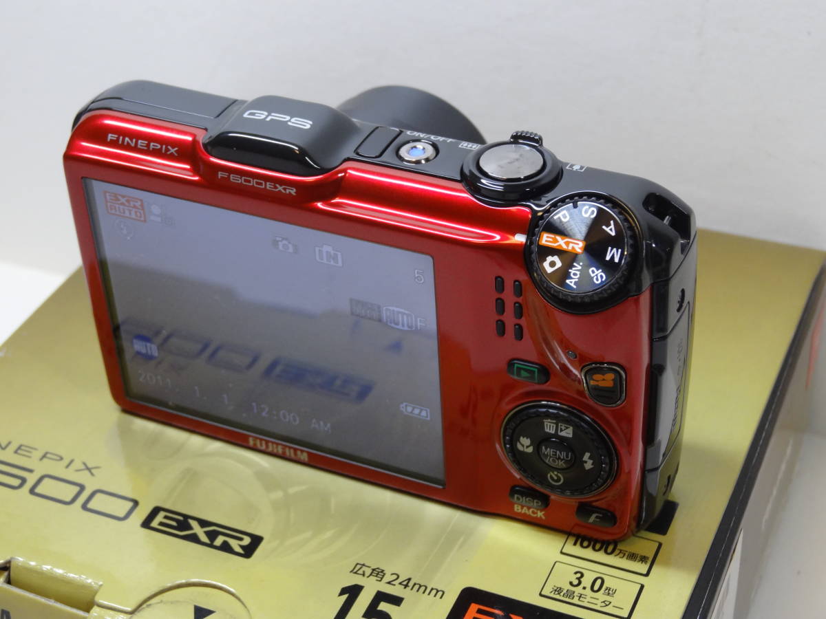 FUJIFILM FINEPIX F600EXR 美品