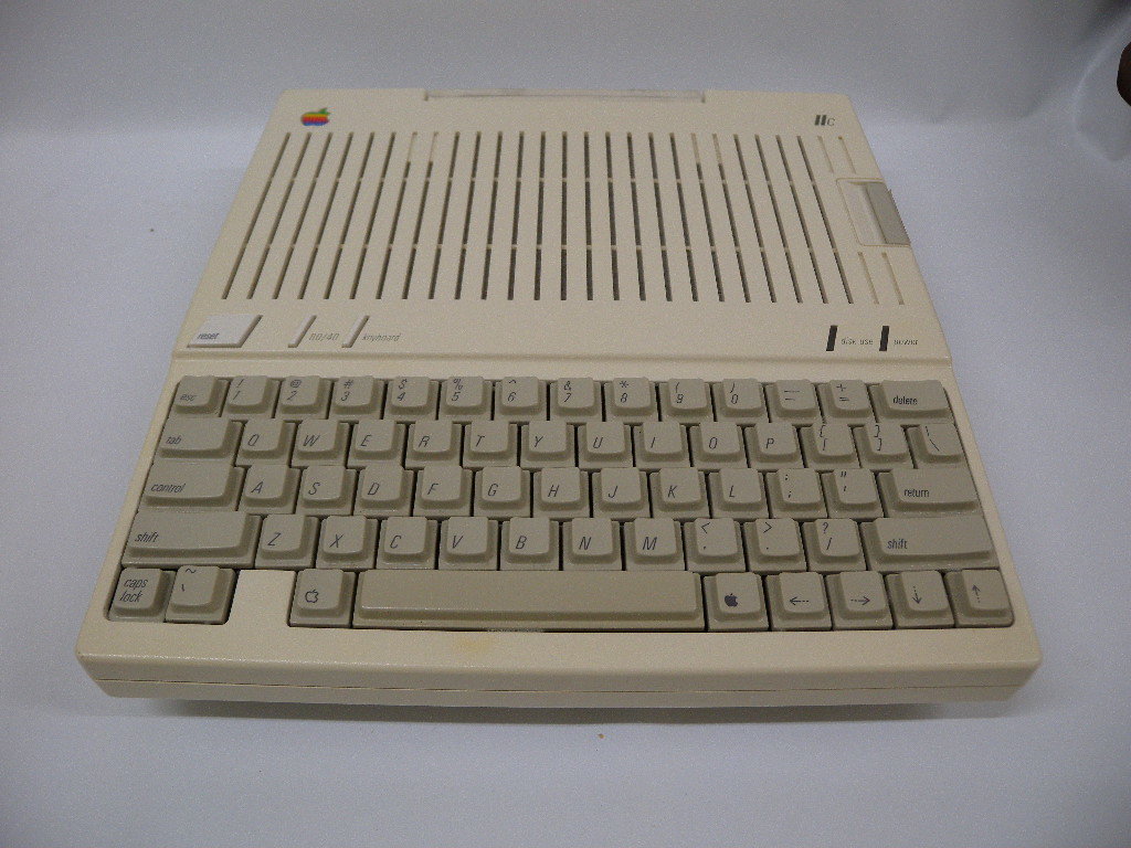 動作確認できず Yahoo!オークション Mac II(Old LC Macintosh ジャンク