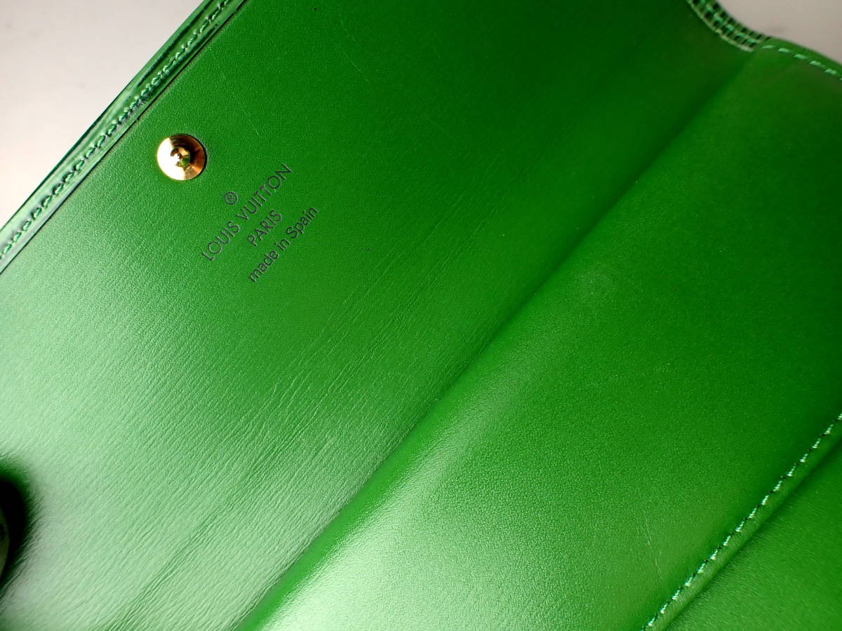 LOUIS VUITTON ルイヴィトン エピ 長財布 二つ折り財布・手帳カバー 3