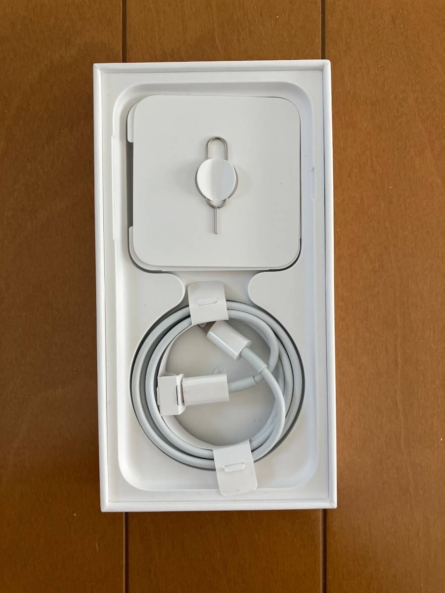 iPhone SE2 64GB ホワイト SIMフリー iPhone ホワイト 64GB SIMフリー