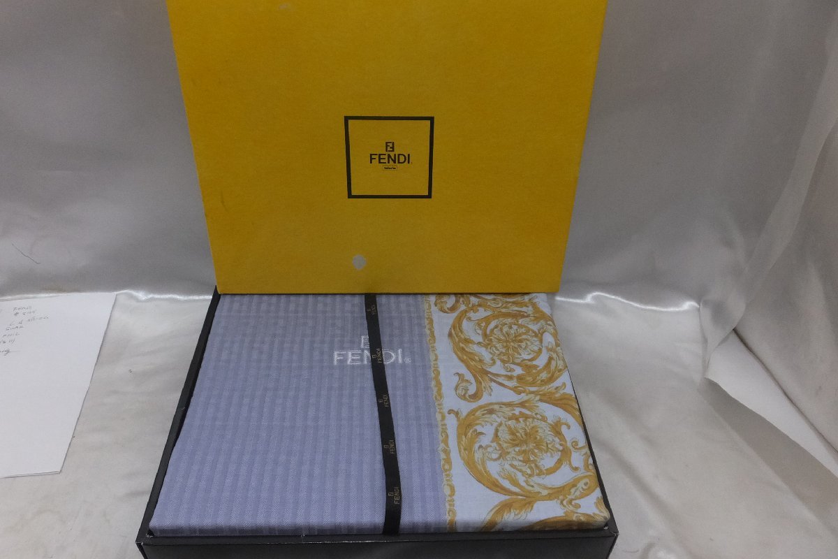 FENDI（シーツ⁄カバー）のフリマアイテム一覧 ズッカ柄タオルシーツ
