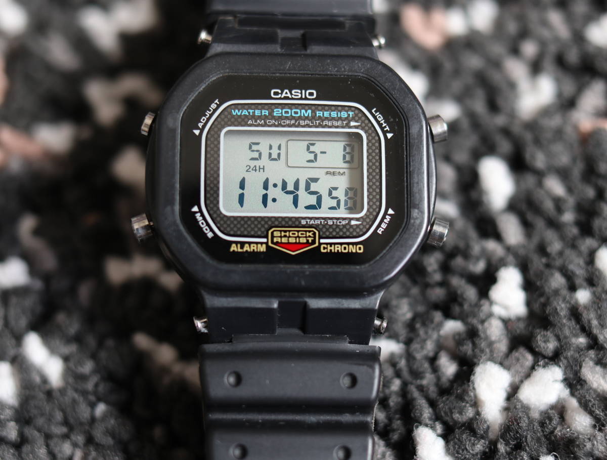 G-SHOCK DW-5300 どんな