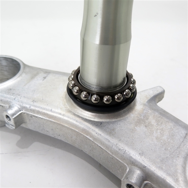 ♪ZX-10R/ZXT00C 純正 ステアリングステム(K0427A08) 05年式 ⁄ 2026年