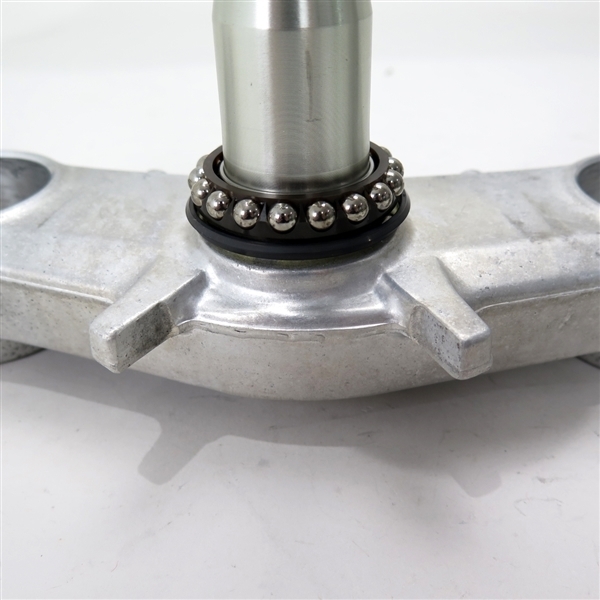 ♪ZX-10R/ZXT00C 純正 ステアリングステム(K0427A08) 05年式 ⁄ 2026年