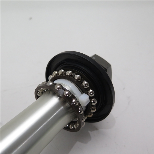 ♪ZX-10R/ZXT00C 純正 ステアリングステム(K0427A08) 05年式 ⁄ 2026年