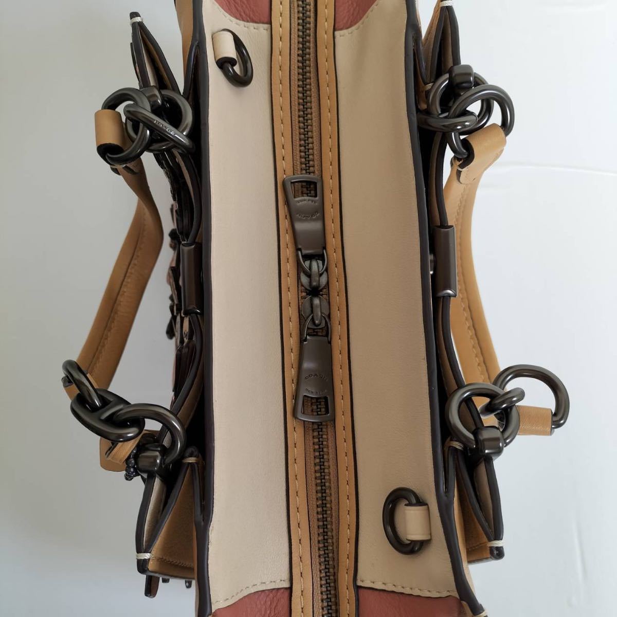 【超美品】 COACH コーチ ドリーマー バタフライ ショルダーバッグ 1円スタート 【超美品】 COACH コーチ ドリーマー バタフライ