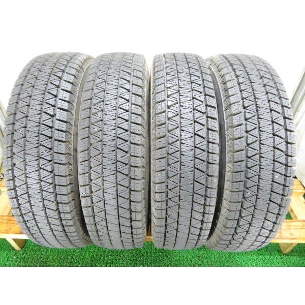 ブリヂストンBLIZZAK 著しい DM-V3スタッドレスタイヤ 225/60R184本