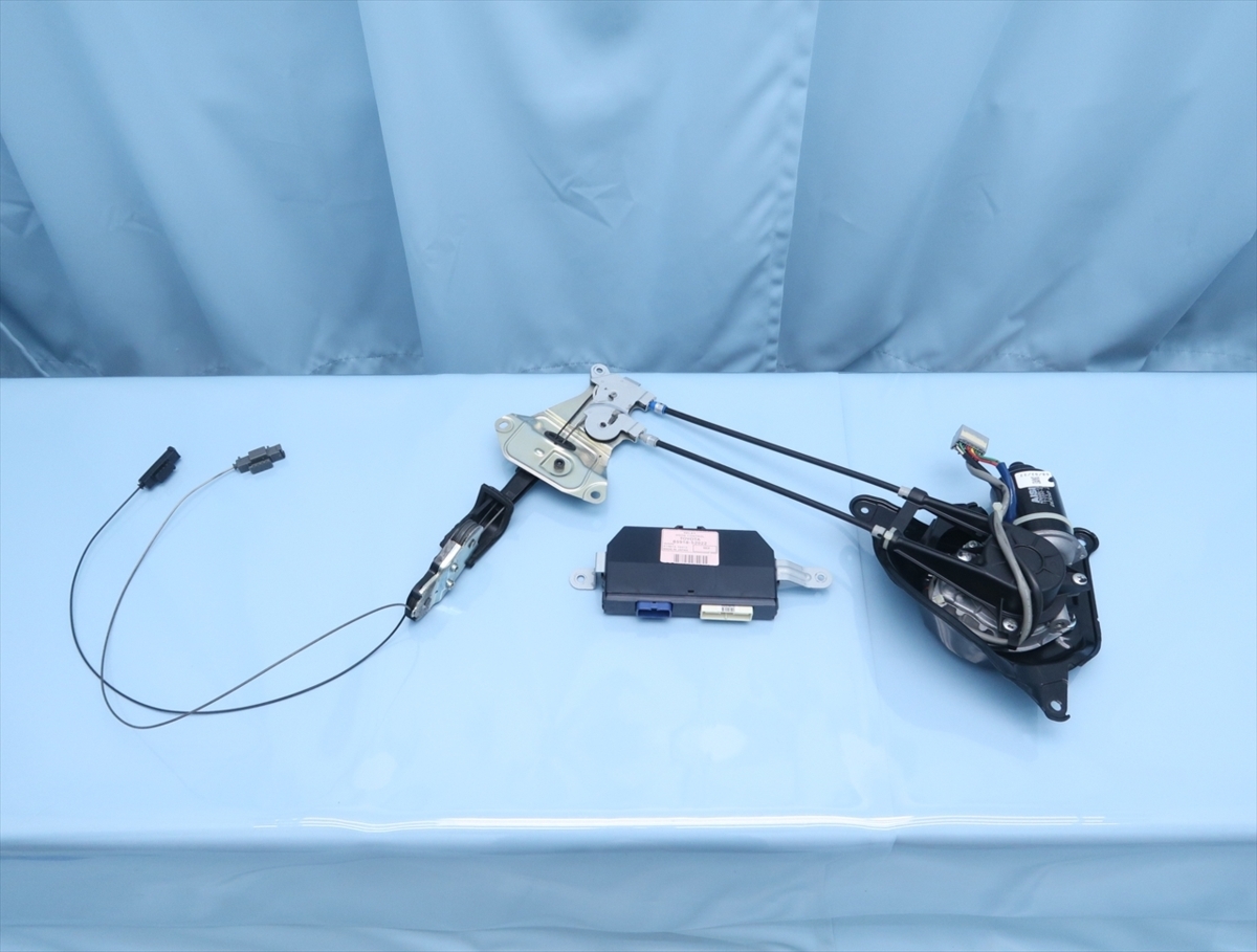 NNP10 NNP11 ポルテ 左パワースライドドアモータASSY 中古 (6万6千km 