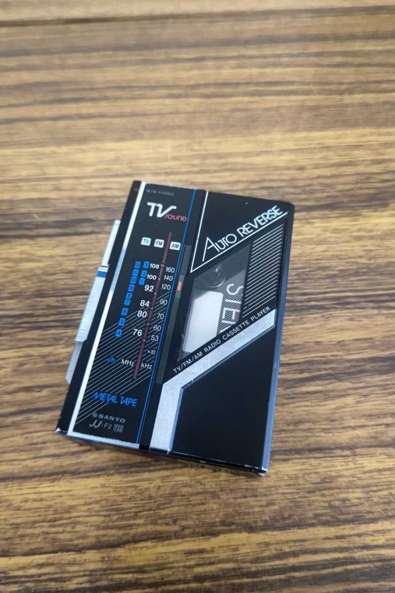 SANYO サンヨー JJ-F2 TV/FM/AMラジオ付きカセットプレーヤー ジャンク