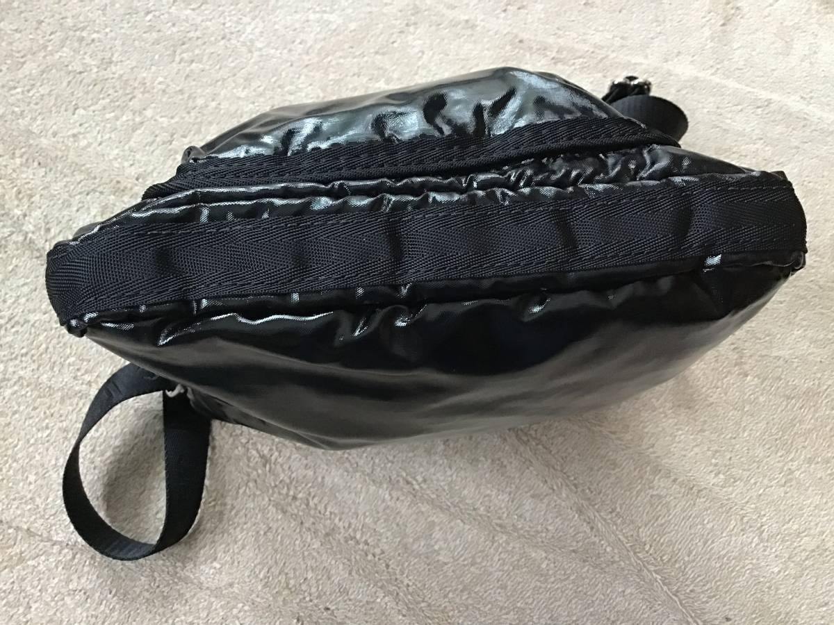 レスポートサック LeSportsac エナメル ショルダーバッグ 中古 黒 ミニ 