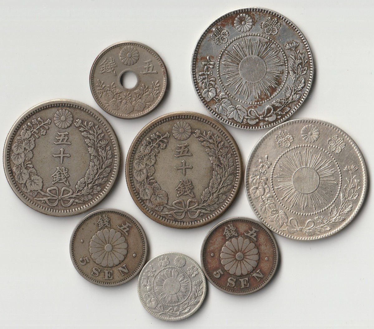 o*n様 明治・大正期 古銭 旭日銀貨・白銅貨セット 1円～ おたからや☆W0511-22 日本古銭 旭日竜大型50銭銀貨 明治4年後期