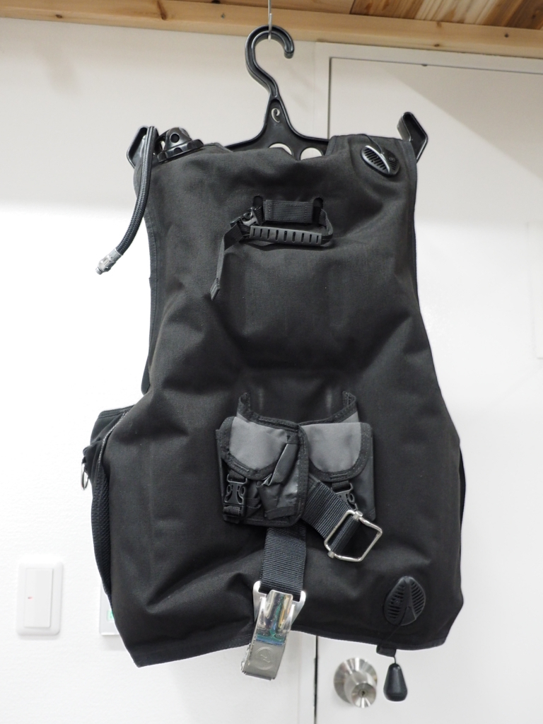 1円～同梱不可 AQUALUNG アクアラング Axiom アクシオム BCジャケット 