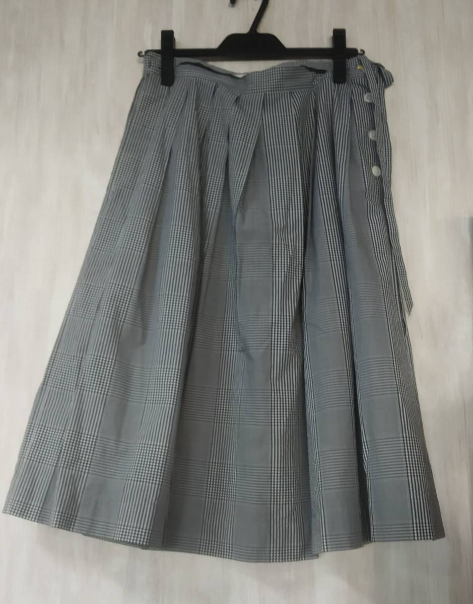 MARGARET HOWELL ウールプリーツスカート グレー ♪MARGARET HOWELL マーガレット・ハウエル♪グレー チェック ソフト