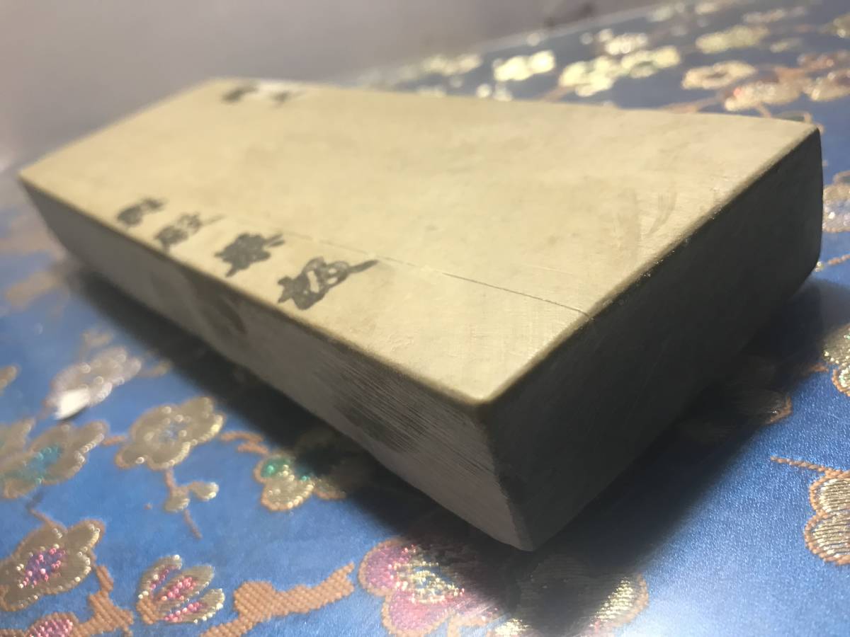 天然砥石 大砥YAMATO 奥殿 白巣板 1150g極上 桐箱付き №5204( 天然砥石 大砥YAMATO 奥殿 白巣板 1150g極上 桐箱付き №5204(