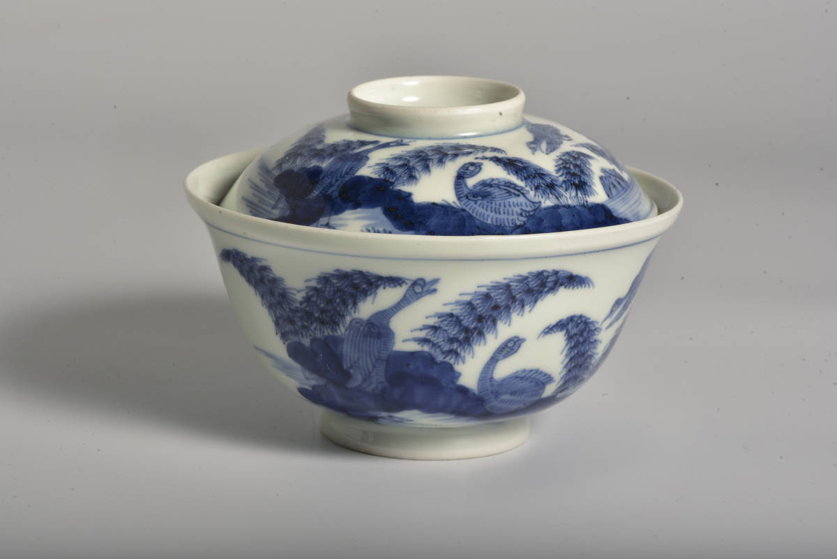 【大得価，安い】 中国美術 古染付 花鳥文蓋茶碗 在銘/煎茶道具 唐物(染付)｜売買されたオークション情報、yahooの商品情報をアーカイブ公開 - オークファン 骨董陶磁器一般