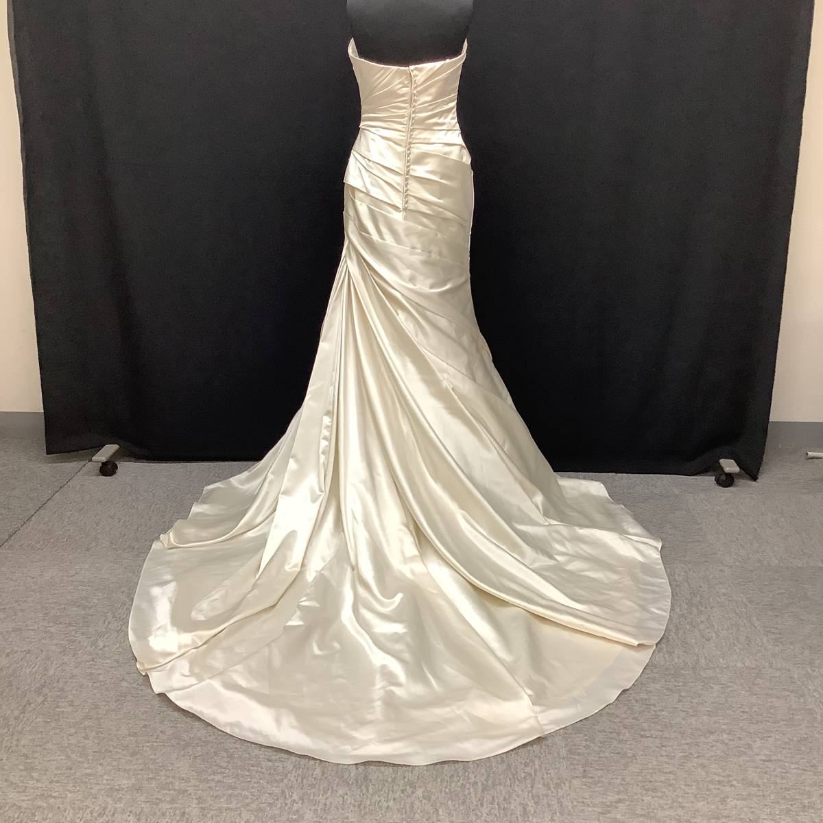 LA SPOSA ラ・スポーザ】40サイズ(11号位)☆インポート LA SPOSA ラ・スポーザ】40サイズ(11号位)☆インポート
