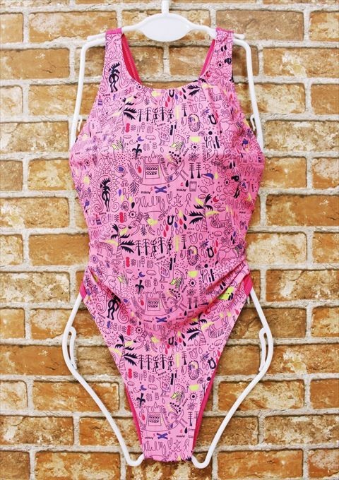 Be2 502 Arena アリーナ デサント Xl 北欧柄風 2色ピンクが可愛らしい ワンピース競泳 一番安価な送料はゆうパケットなら210円 ワンピース 売買されたオークション情報 Yahooの商品情報をアーカイブ公開 オークファン Aucfan Com