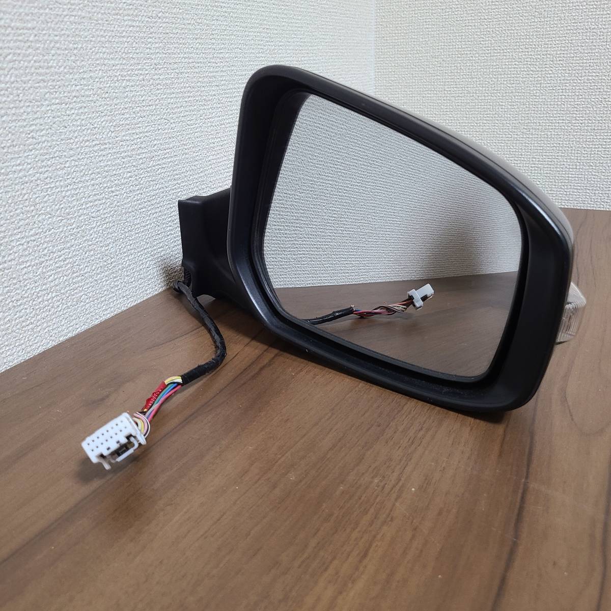 NISSAN 日産純正 B21W デイズ カメラ/ウインカー付 サイドミラー