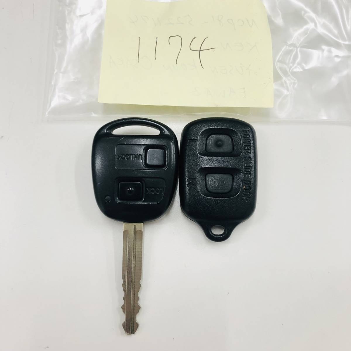 5221174 トヨタ 2ボタン シエンタ NCP81/85G リモコンキー パワー