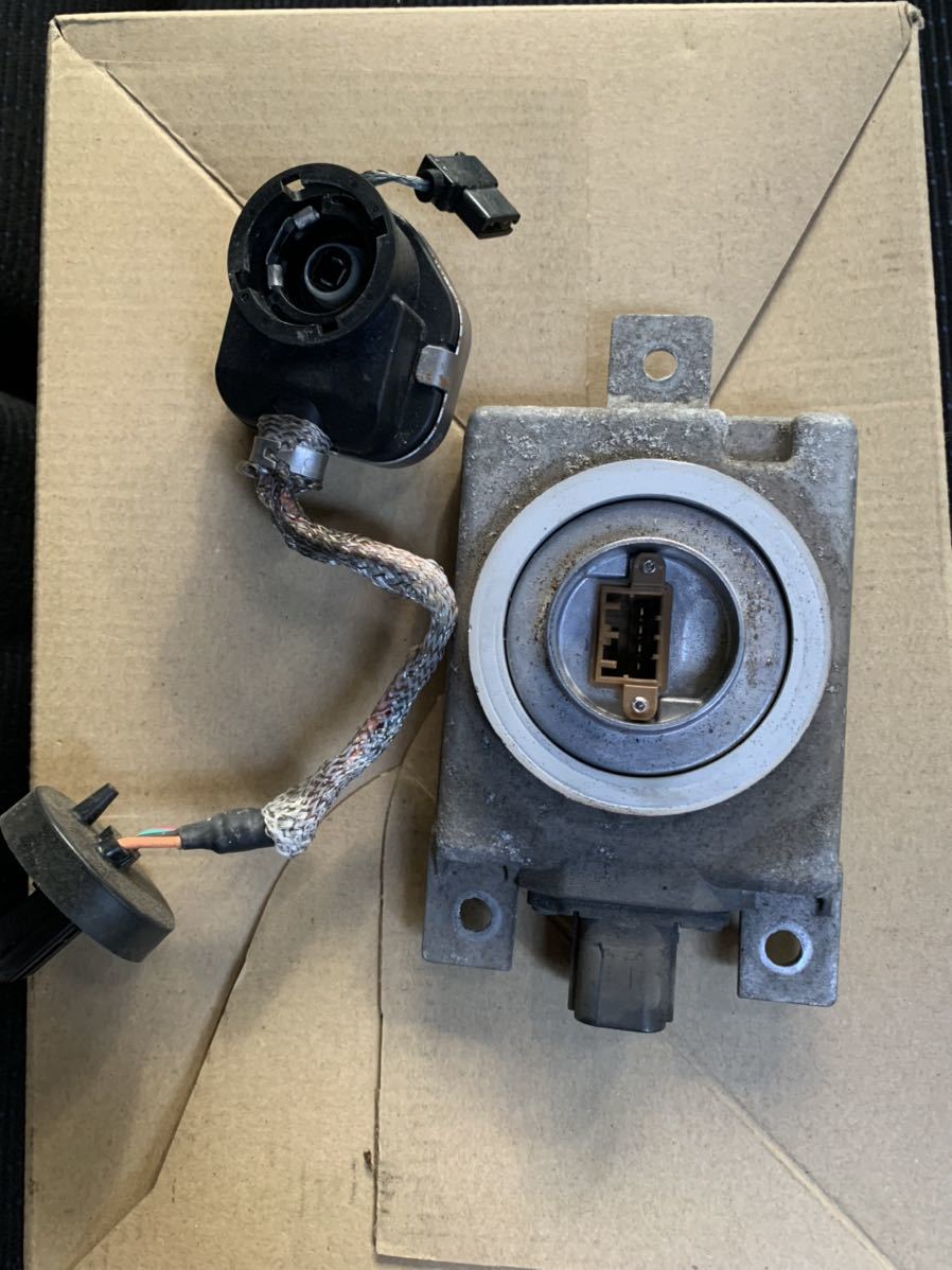 HID ディスチャージヘッドライト　バラスト　日野　UD ISUZU いすゞ プロフィア レンジャー ギガ コンドル クオン 3