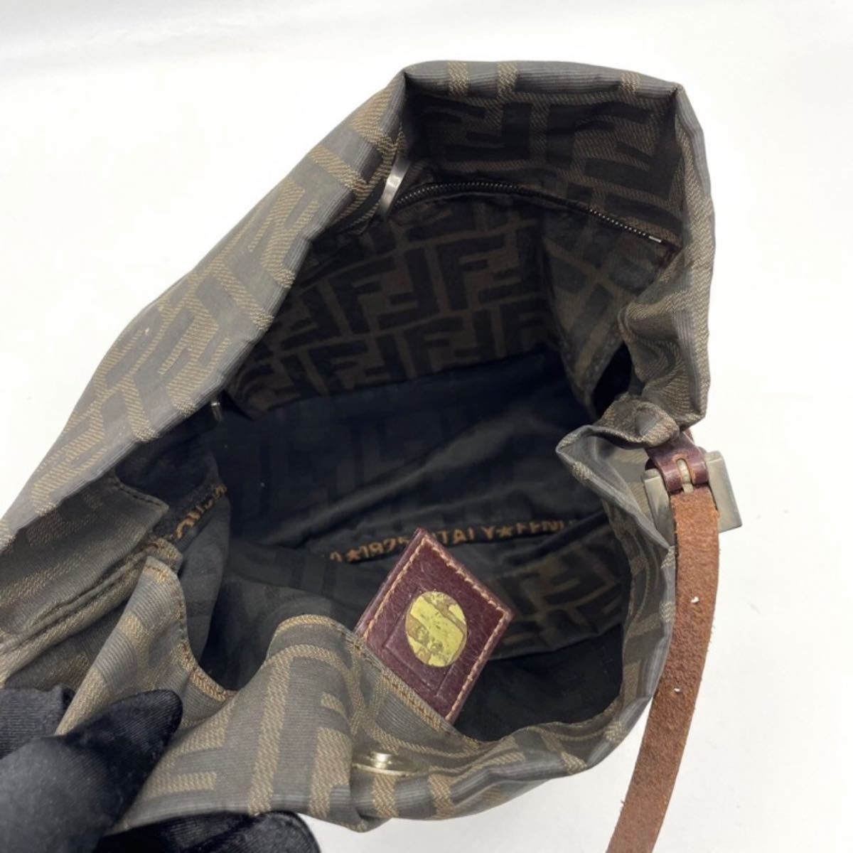 1円〜【美品】FENDI フェンディ ズッカ柄 ハンドバッグ アクセサリーポーチ マンマバケット FF柄 本格 レザー使用 ブラウン 茶 レディース フェンディ 1円 FENDI セミショルダー ベロア ズッカ柄ミニハンドバッグ