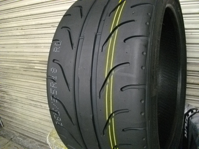  ヴィツアータイヤVITOUR ENZO 235/40ZR18 V-03R 1本 TW280 新商品ドリフト ハイグリッ(その他)｜売買されたオークション情報、yahooの商品情報をアーカイブ公開 - オークファン 18インチ
