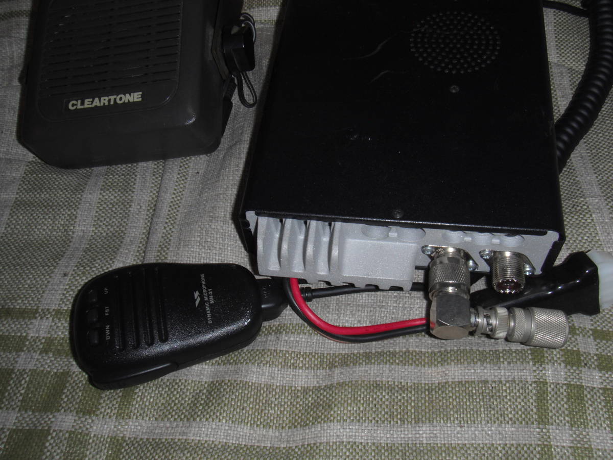 YAESU 美品☆八重洲無線 FT-857D(M)☆ HF⁄VHF⁄UHF 50W 公式通販 無線機 