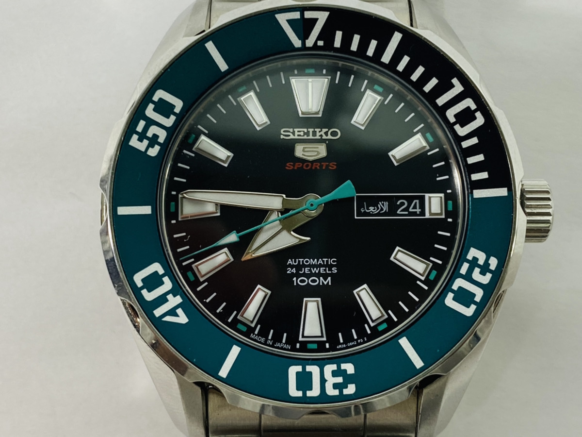 セイコー 腕時計SEIKO SEIKO5 1円 - アラビア語曜日設定可 黒×金 